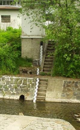 Výhody vodočetných latí | Měřidlo tzv. ukazatel hladiny Umístění latí